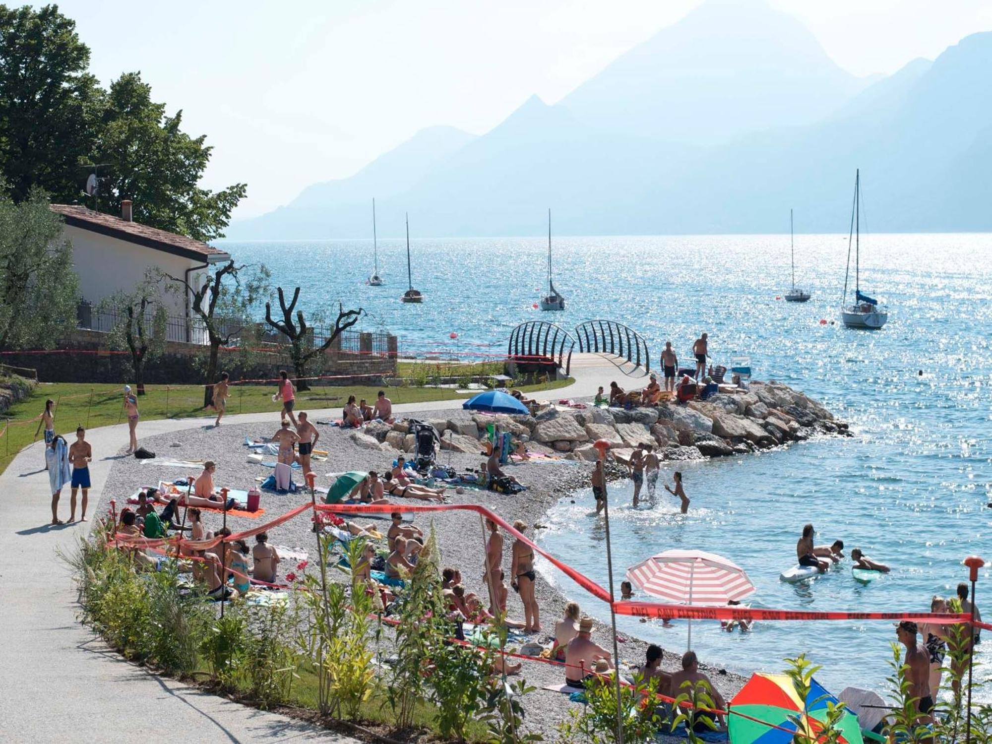Aquacamp Hotel Brenzone sul Garda Exterior photo